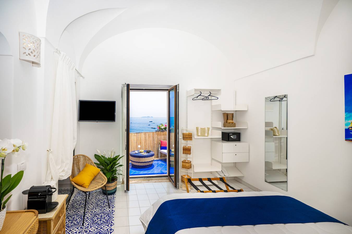 Elegante Suite mit Balkon und Meerblick in Positano in Positano, Amalfiküste
