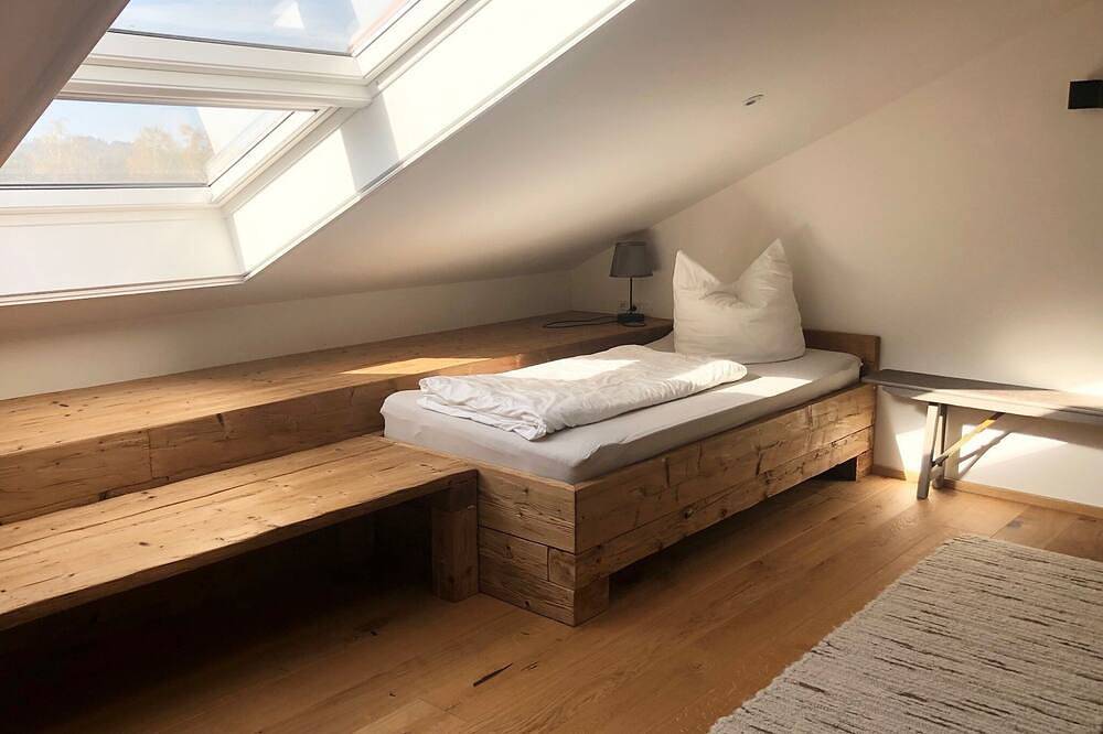 Ferienhaus, 3 Schlafzimmer, mit Garten, Seeblick, bis 6 Personen, 135 qm in Tachinger See, Waging am See