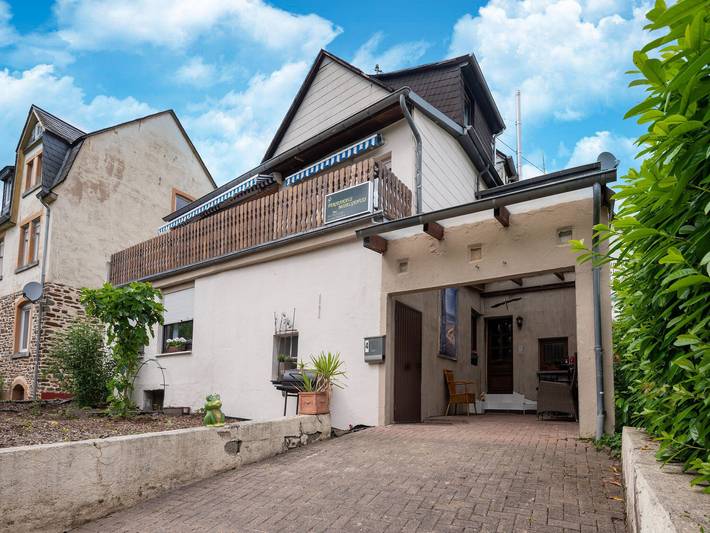 Ferienhaus für 7 Personen, mit Balkon und Garten in Nehren (Mosel)