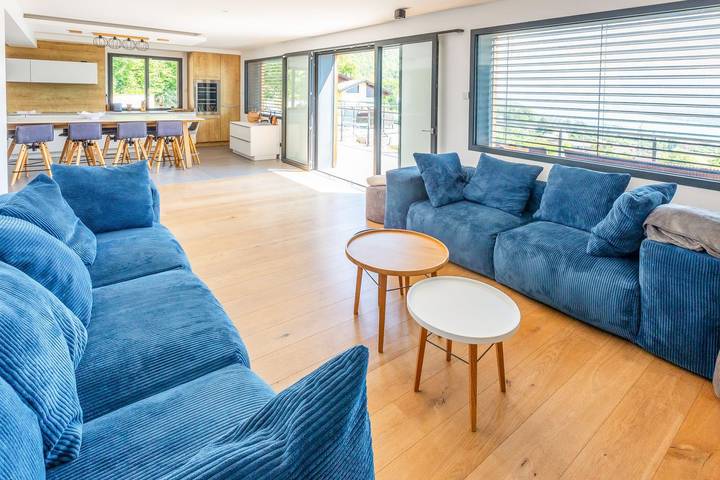 Location de vacances pour 10 personnes, avec terrasse et jardin, animaux acceptés à Talloires - 3