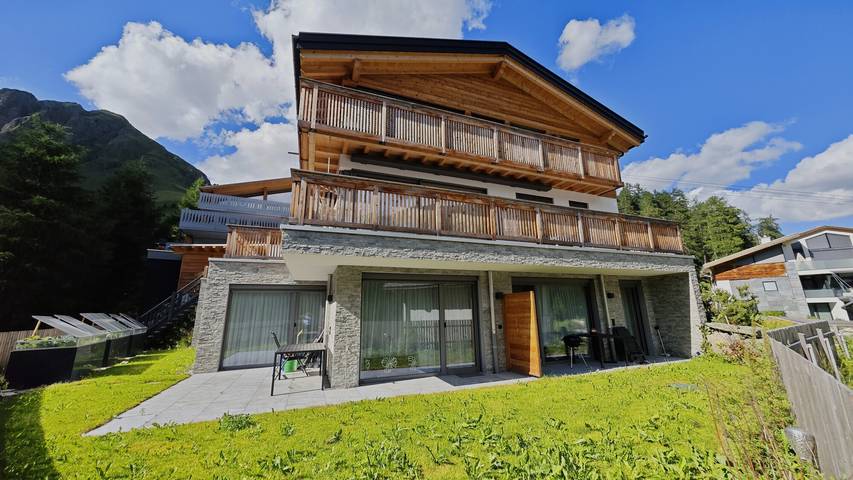 Appartement voor 4 personen, met terras en tuin in Samnaun