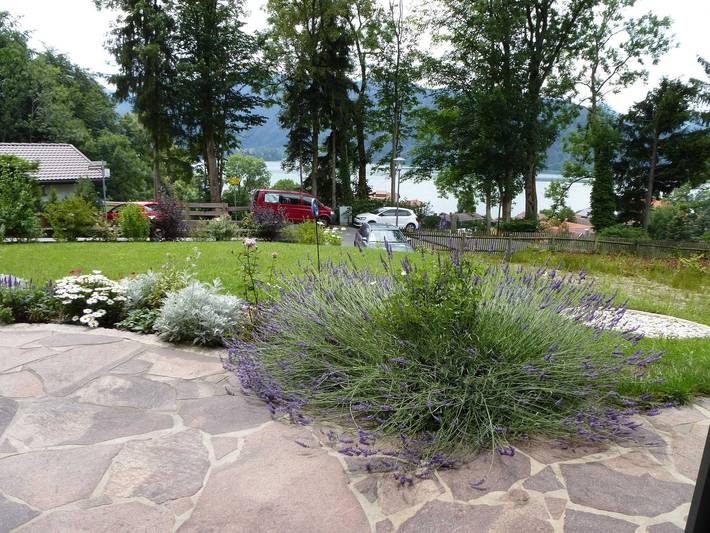 Ferienwohnung für 3 Personen, mit Terrasse und Garten sowie Ausblick und Seeblick in Alpenland Tegernsee Schliersee - 4