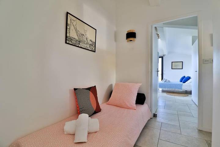 Location de vacances pour 11 personnes, avec piscine ainsi que vue et jardin, animaux acceptés dans Plage De L Anse De L Arene - 3