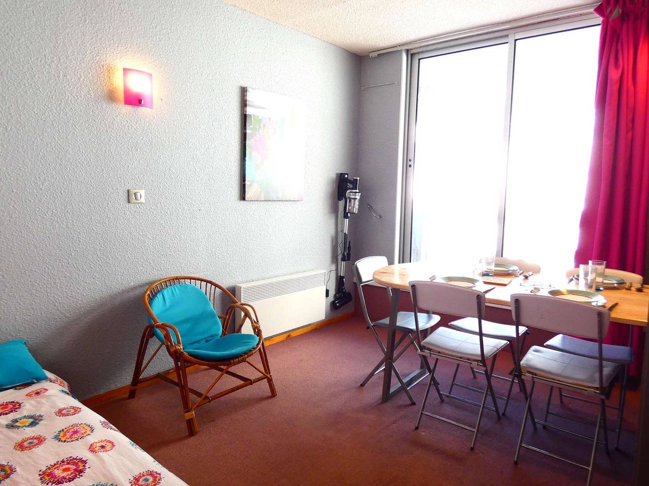 Studio entier, Studio 4 pers avec balcon, ski aux pieds, Aragnouet - 2mn des pistes, ascenseur, casier à ski in Piau-Engaly, Aragnouet