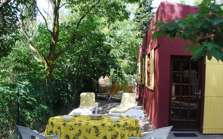 Gîte pour 4 personnes, avec vue et jardin, animaux acceptés