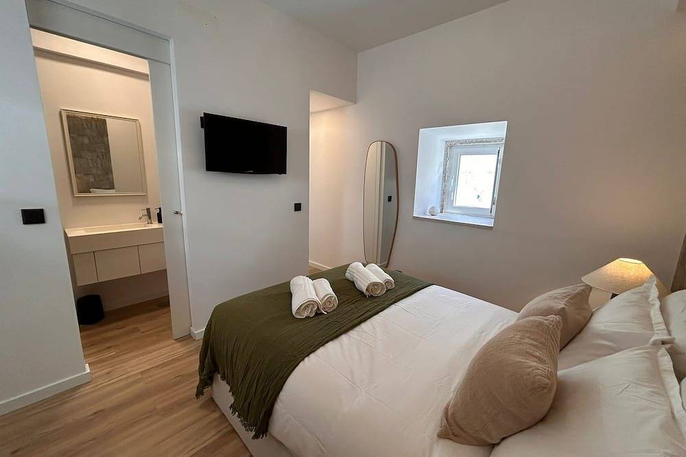 Ganze Wohnung, Arcos House by the Sea, 1 bedroom Apt Sleeps 4 in Paço de Arcos, Oeiras