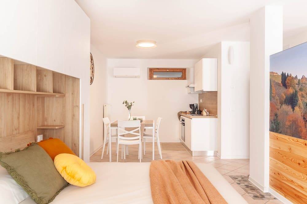 Ganze Wohnung, *Alle porte* [modern apartment] in Vittorio Veneto, Südliche Karnische Alpen