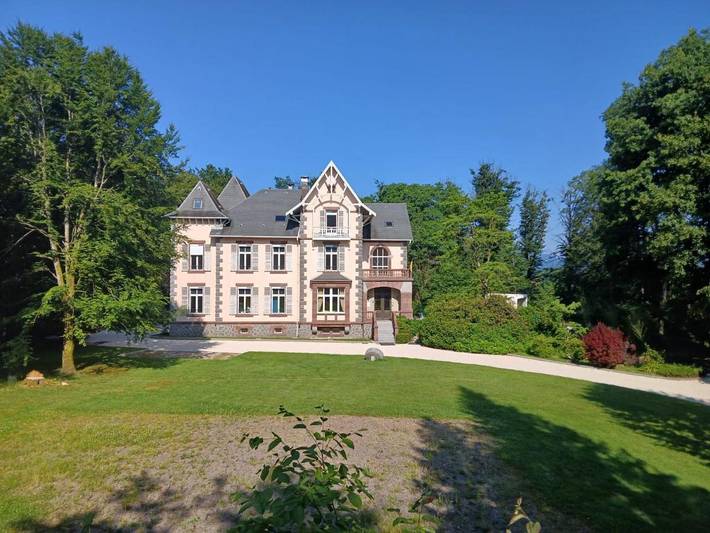 Maison d’hôte pour 4 personnes, avec sauna et vue ainsi que terrasse et jardin, animaux acceptés