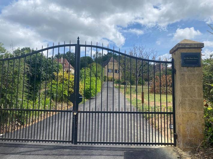 Location de vacances pour 10 personnes, avec jardin ainsi que piscine et vue à Domme - 3