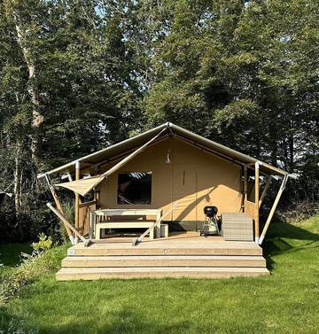 Cottage pour 5 personnes, avec balcon/terrasse et terrasse à Quimper