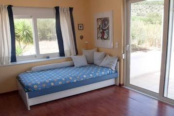 Villa for 6 People in Lesbos, Photo 3