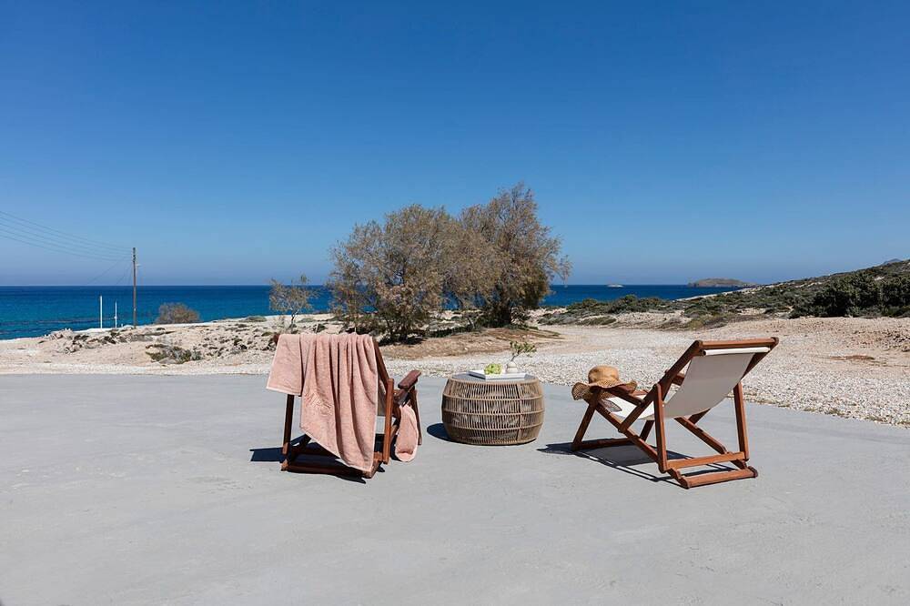 Lavish Milos Beachfront Villa | Villa Elysia | 1 Bedroom | Breathtaking Sea. in Milos