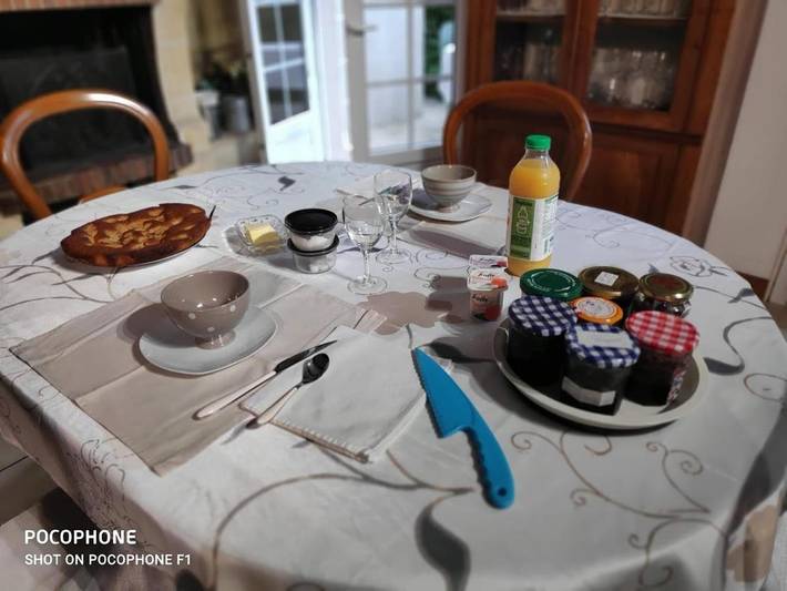 Location de vacances pour 3 personnes, avec vue et jardin à Saint-Sulpice-de-Faleyrens - 2