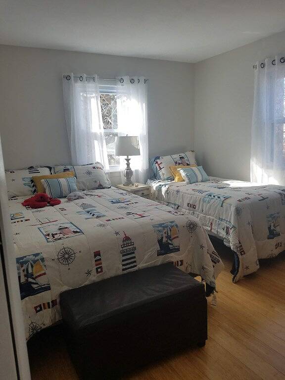 Neu renoviert mit vielen Updates. Minuten zu Short Sands. Herbst-Specials. in York Beach, Cape Neddick