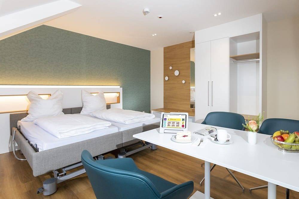 Ganze Wohnung, Suite // 2 Doppelzimmer mit Gemeinschaftsbad (elektrisch verstellbare Betten) in Hildesheim, Landkreis Hildesheim