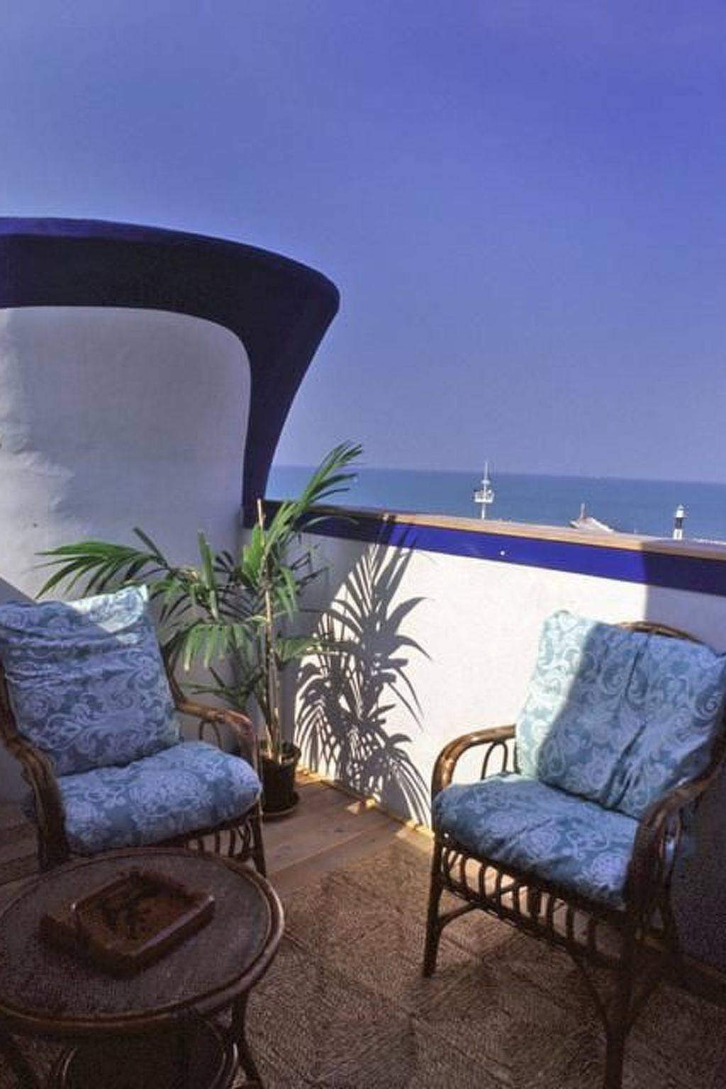 Ganze Wohnung, Zwei-Zimmer-Wohnung mit Panoramablick in Cattolica, Rimini Provinz