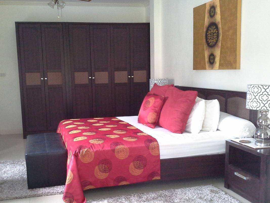 Lujosa Villa Privada con Piscina de Agua Salada Situada en un Tranquilo Resort de Lujo de 5* in Cha Am, Provincia de Phetchaburi
