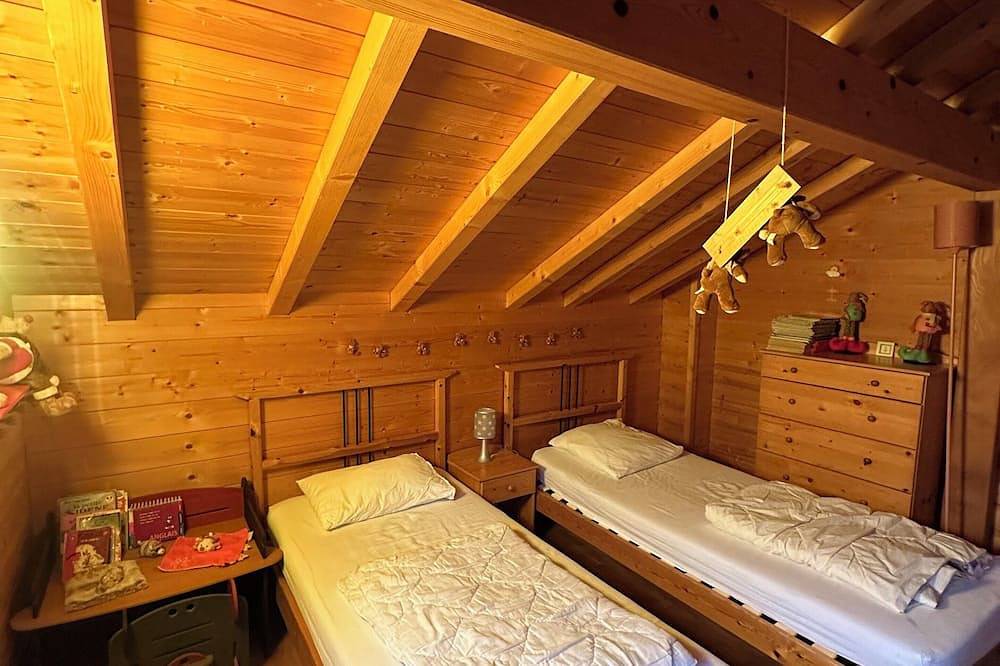 Chalet Érable**** – Sauna – 8 Pers | Ménage, Serviettes & Lits Faits Inclus in Rochesson, Parc naturel régional des Ballons des Vosges