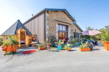 Chambre D’hôte pour 2 Personnes dans Saint-Michel-Mont-Mercure, Vallée de la Loire, Photo 2