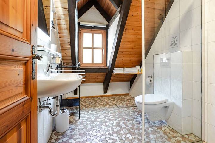 Ferienwohnung für 14 Personen, mit Balkon und Garten sowie Pool und Sauna in Hiltpoltstein - 4