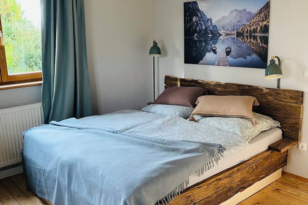 Ganze Wohnung, Gemütliche Ferienwohnung  zum Wohlfühlen 65 qm – mit wunderschönem Bergblick in Raubling, Bayerische Alpen