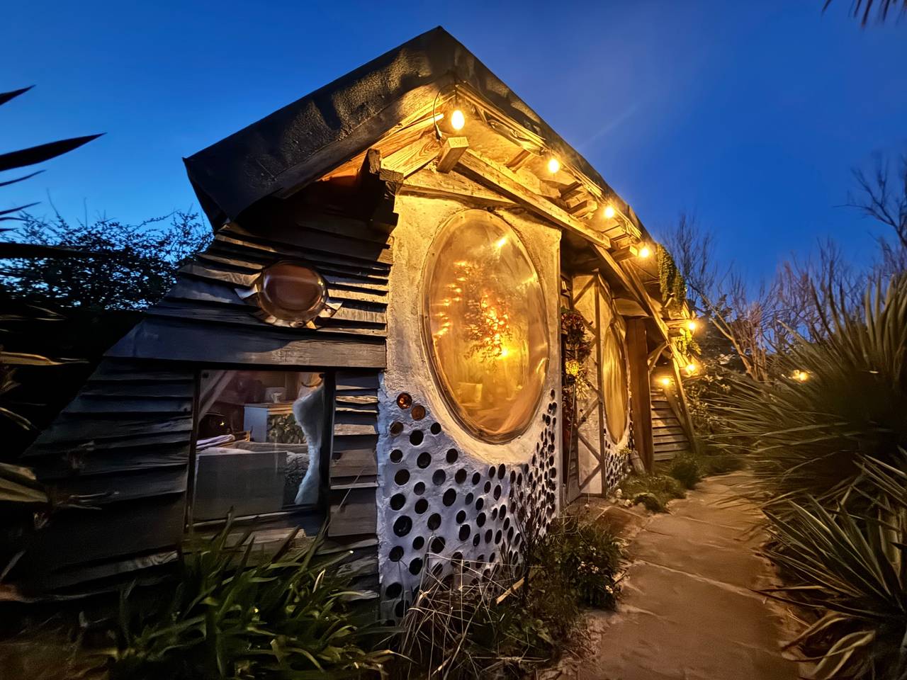 Coastal Cabin / 3 rooms / Sleeps 5 in Merseyside