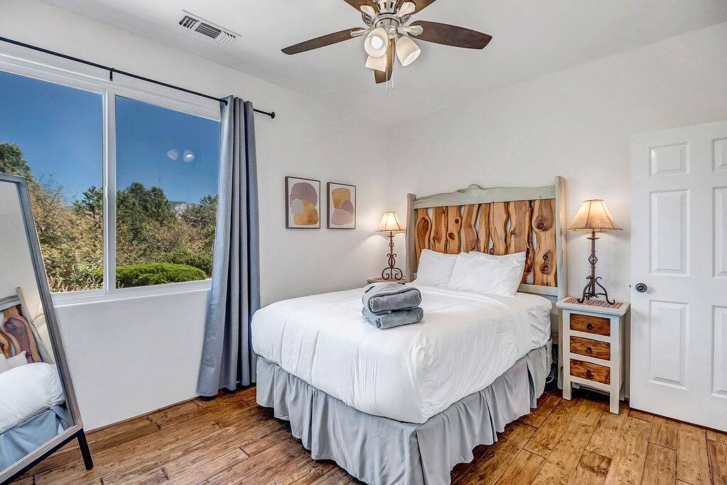 Experience luxury at the Sedona Last Wagon Estate, a stunning 3-bedroom retreat in West Sedona. in Sedona, Oak Creek Canyon