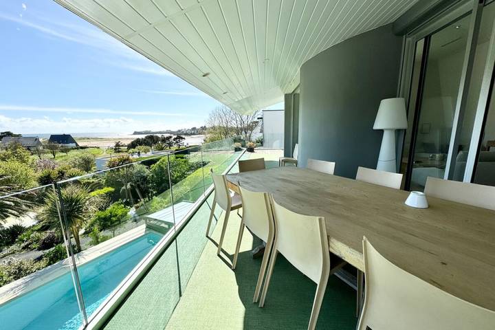 Location de vacances pour 10 personnes, avec balcon ainsi que jardin et piscine, adapté aux familles à Guidel Plage - 4