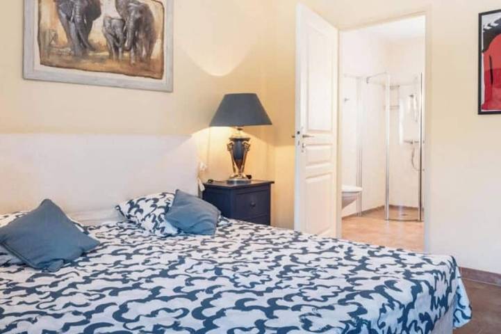 Location de vacances pour 6 personnes, avec terrasse et jardin à Oupia - 3