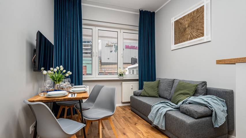 Appartamento per 4 persone, con balcone in Varsavia