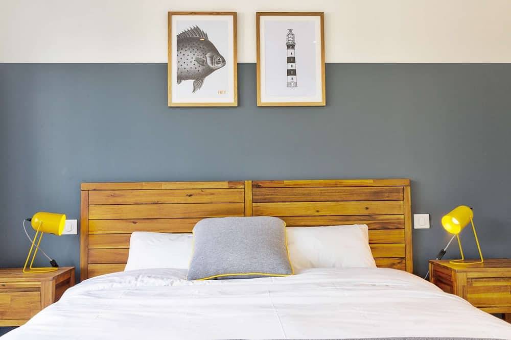 Entire apartment, Les Docks in Combrit, Quimper region