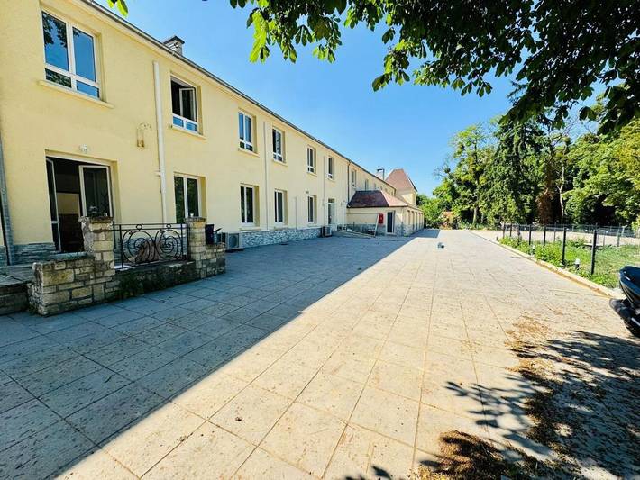 Location de vacances pour 2 personnes, avec vue ainsi que jardin et terrasse à Villeneuve-sous-Dammartin - 2