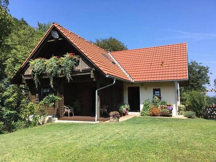 Ferienhaus für 9 Personen, mit Garten und Balkon in Graz