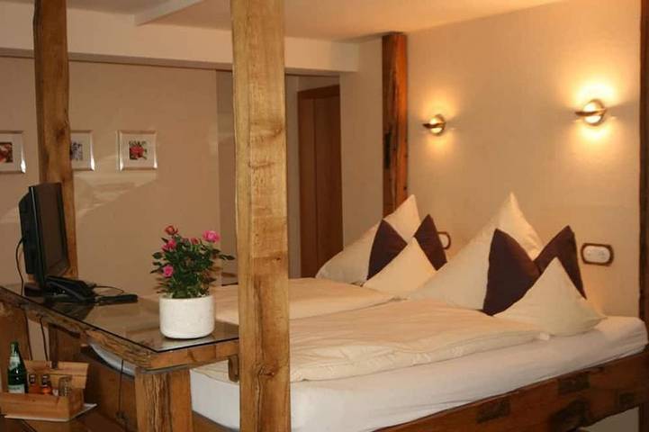 Doppelzimmer - Hotel Zur Post Roßbach/Wied in Roßbach, Landkreis Neuwied