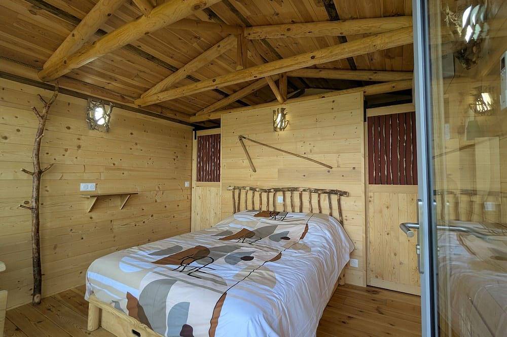 \"La cabane\", la roseraie de Zoubiroux in Saint-Paulien, Macizo Central