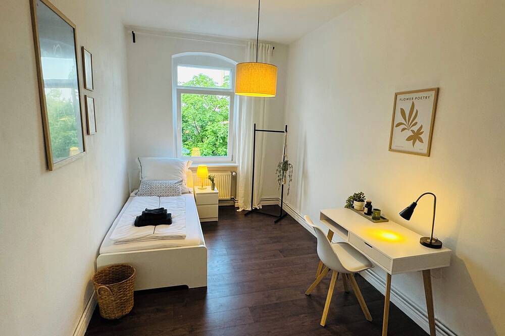 Entire apartment, K-Apartments No 1 vacation apartment for 1-5 persons in Braunschweig (Germany), Brunswick Region