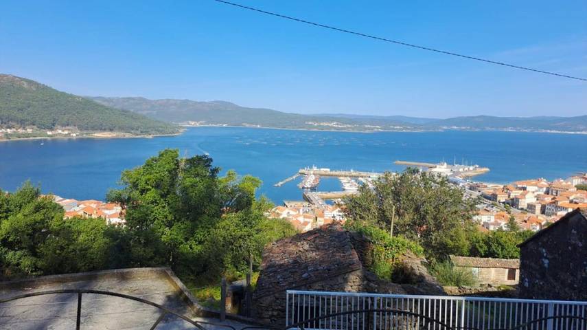 Casa de vacaciones para 8 personas, con jardín además de vistas al lago y vistas, Se admiten mascotas en Rias Baixas - 4