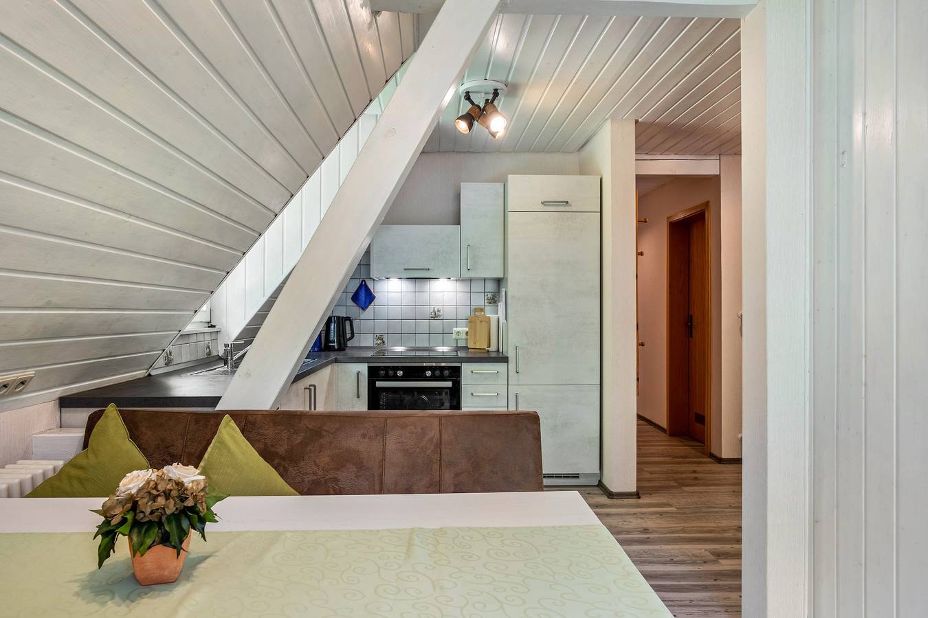Apartamento entero, Apartamento '2, 45qm' con vistas a la montaña, terraza compartida y Wi-Fi in Oberwolfach, Selva Negra Central