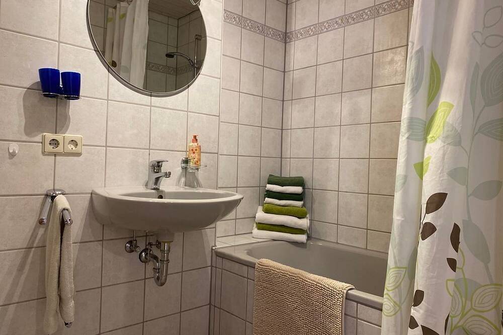 Ferienwohnung Bergblick - Ferienhof Weber Nieratz in Wangen im Allgäu, Region Bodensee-Oberschwaben