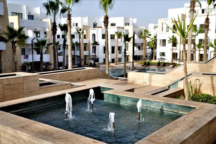 Appart’hôtel pour 2 personnes, avec jardin et vue ainsi que piscine et bassin pour enfant - 1