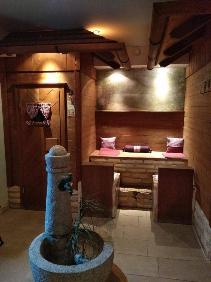 Apartmenthotel für 2 Personen, mit Garten und Sauna sowie Ausblick - 1