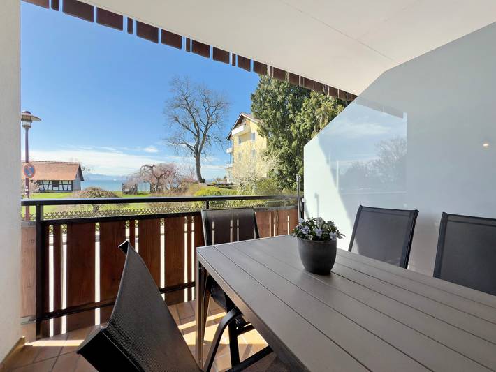 Ganze Wohnung, Ferienwohnung Eg1 im "Gästehaus Heinemann" direkt am Bodensee mit Seeblick in Langenargen, Region Bodensee-Oberschwaben