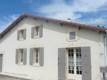 Gîte pour 5 personnes, avec jardin dans Neuillac