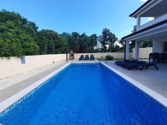 Villa für 10 Personen, mit Pool und Ausblick sowie Garten - 1