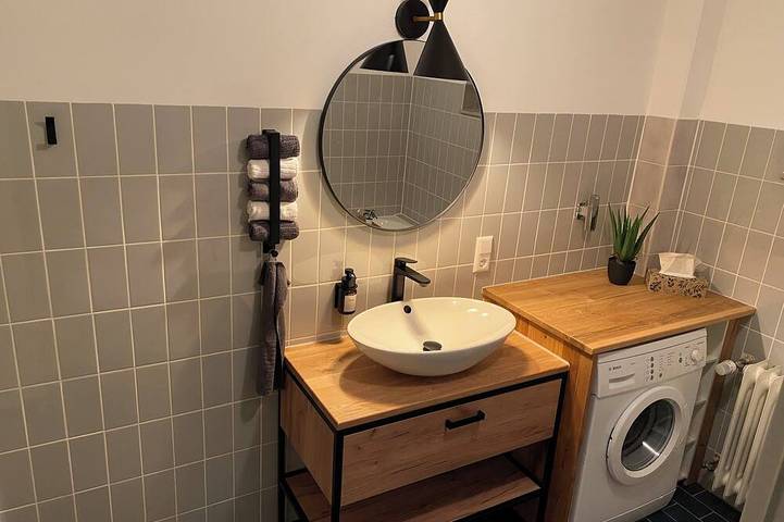 Ganze Wohnung, Gemütlich! Schwarzwald-Suite mit privater Sauna & Barfußterrasse am Feldrand 🩵 in Altensteig, Nordschwarzwald