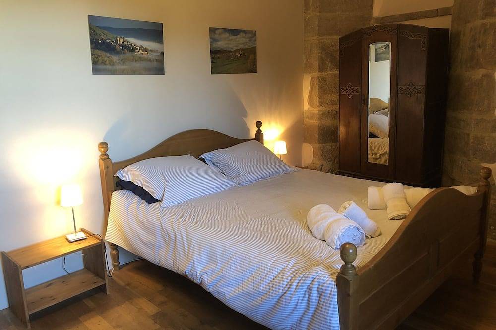 6 Schlafzimmer Haus in großem Grundstück mit Pool und Garten, Spielzimmer in Curemonte, Brive-la-Gaillarde und Umgebung