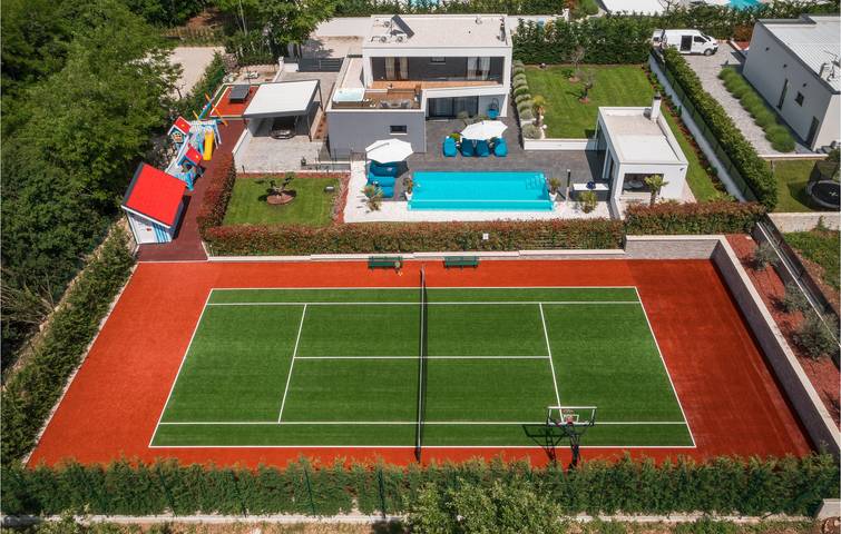 Ferienhaus für 8 Personen, mit Terrasse