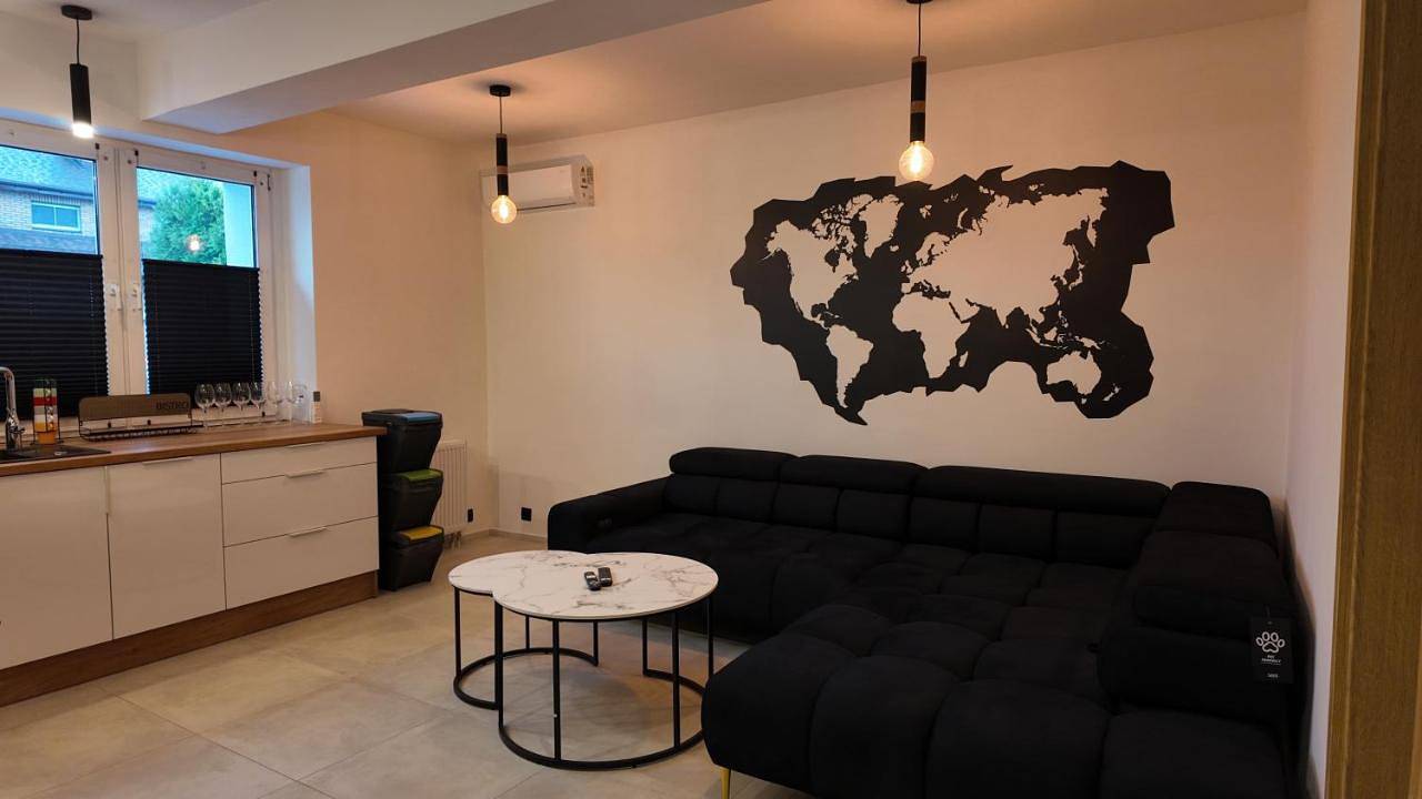 Cały apartament, Two-Bedroom Apartment in Tychy, Śląsk