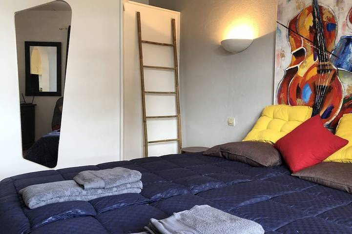 Gîte pour 2 personnes, avec balcon dans Île du Levant - 2