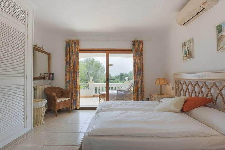 Location de vacances pour 6 personnes, avec balcon et jardin, animaux acceptés à Cala Llenya - 2